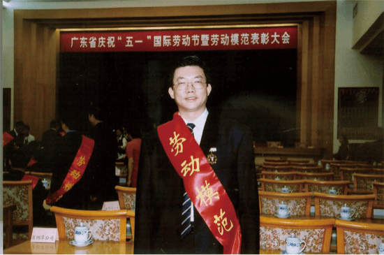 维多利亚老品牌vic(集团)官方网站